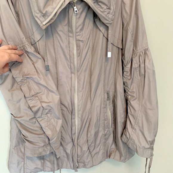 Creenstone Grey Light Jacket Euro 40 US 12 - Picture 6 of 9